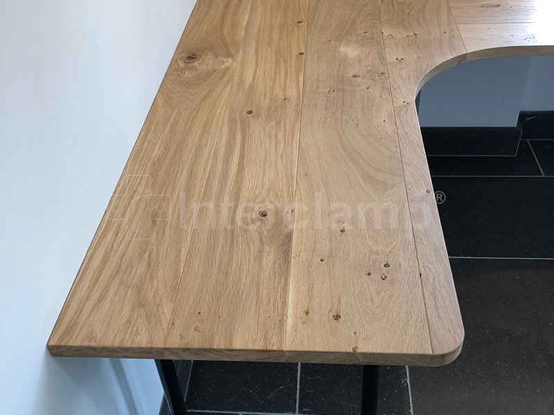 Interclamp Key Clamp Curved Wood Desk